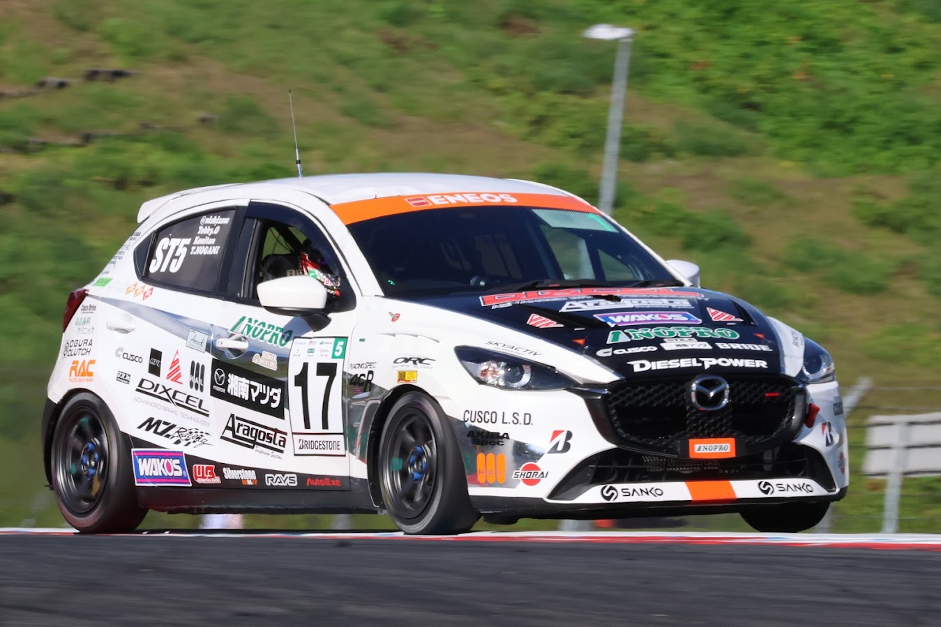 ST-5クラス シリーズチャンピオン #17 TEAM NOPRO DXLアラゴスタNOPRO