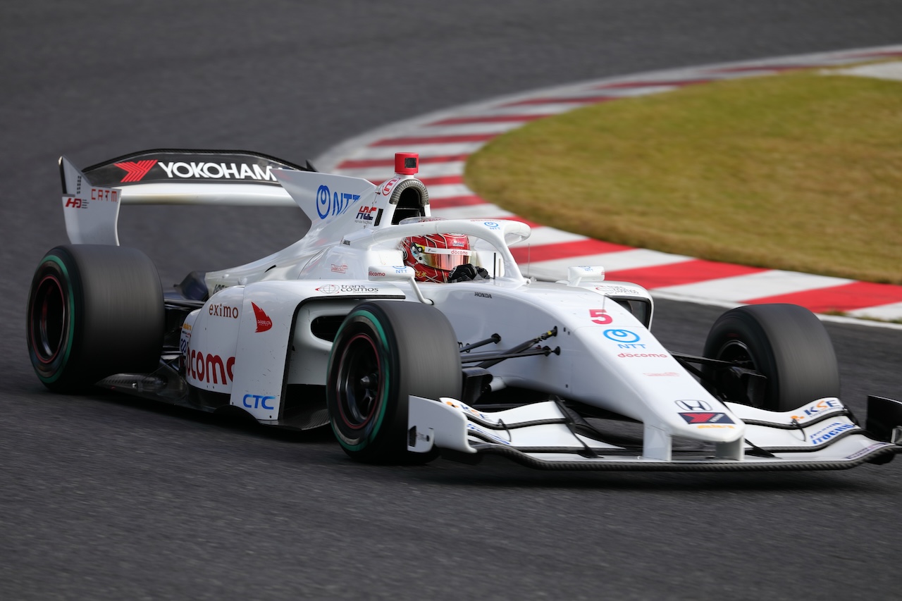 DOCOMO TEAM DANDELION RACING　2年連続チームチャンピオン獲得！3